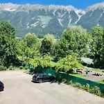 - Youth * Innsbruck