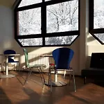 Hostal - Youth