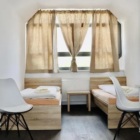 - Youth Hostel Innsbruck